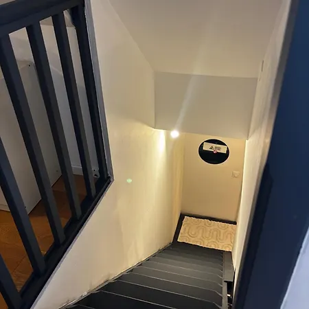La Maison Penchee Feriehus *